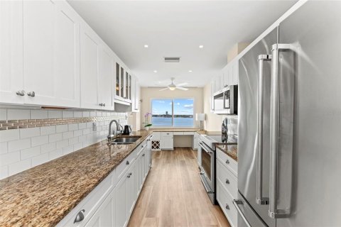 Copropriété à louer à Sarasota, Floride: 2 chambres, 149.76 m2 № 2165971 - photo 23