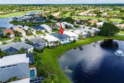 House in Palm Beach Gardens, Florida 3 bedrooms, 235.97 sq.m. № 1891445 - photo 23