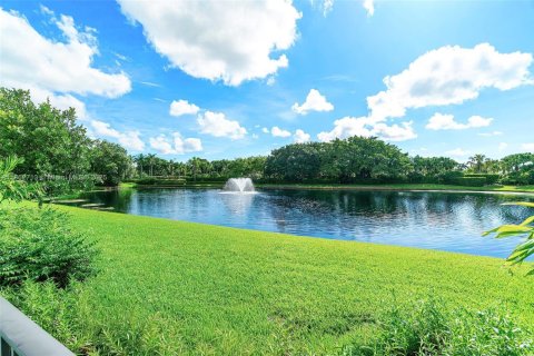 House in Palm Beach Gardens, Florida 3 bedrooms, 235.97 sq.m. № 1891445 - photo 20