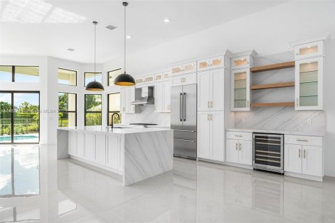 House in Palm Beach Gardens, Florida 3 bedrooms, 235.97 sq.m. № 1891445 - photo 6