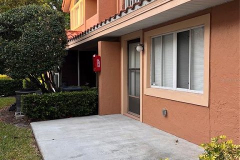 Copropriété à vendre à Winter Haven, Floride: 2 chambres, 86.4 m2 № 2097636 - photo 3
