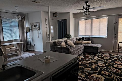 Copropriété à vendre à Winter Haven, Floride: 2 chambres, 86.4 m2 № 2097636 - photo 9