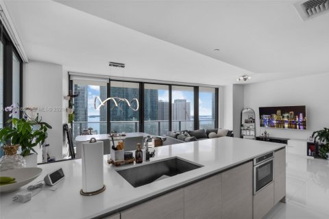 Condo in Miami, Florida, 2 bedrooms  № 2057412 - photo 14