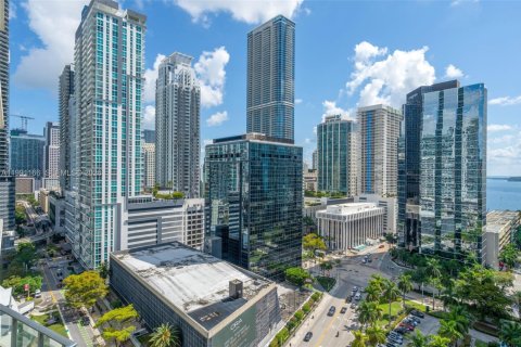 Condo in Miami, Florida, 2 bedrooms  № 2057412 - photo 29