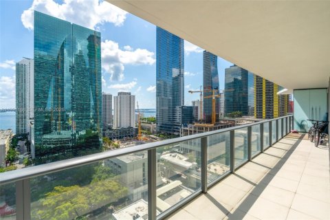 Condo in Miami, Florida, 2 bedrooms  № 2057412 - photo 28