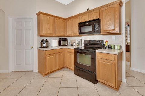 Casa en venta en DeLand, Florida, 5 dormitorios, 305.56 m2 № 1557923 - foto 6