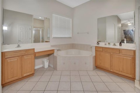 Casa en venta en DeLand, Florida, 5 dormitorios, 305.56 m2 № 1557923 - foto 19