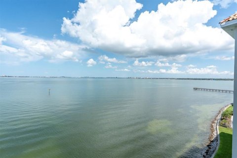 Condominio en alquiler en Saint Petersburg, Florida, 2 dormitorios, 153.57 m2 № 1878251 - foto 3