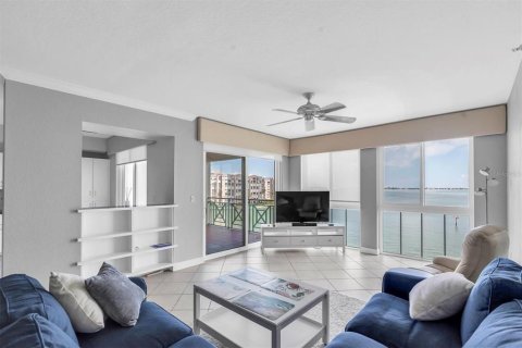 Condominio en alquiler en Saint Petersburg, Florida, 2 dormitorios, 153.57 m2 № 1878251 - foto 6