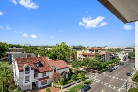 Condo in Winter Park, Florida, 1 bedroom № 2110362 - photo 11