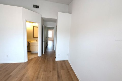 Touwnhouse à louer à Largo, Floride: 2 chambres, 103.86 m2 № 2118988 - photo 13