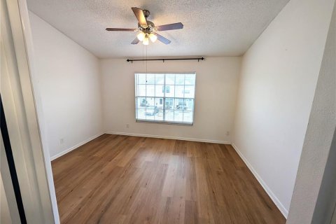 Touwnhouse à louer à Largo, Floride: 2 chambres, 103.86 m2 № 2118988 - photo 10