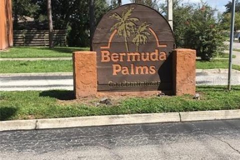 Condo in Kissimmee, Florida, 2 bedrooms  № 1895030 - photo 12