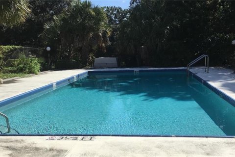 Condo in Kissimmee, Florida, 2 bedrooms  № 1895030 - photo 9