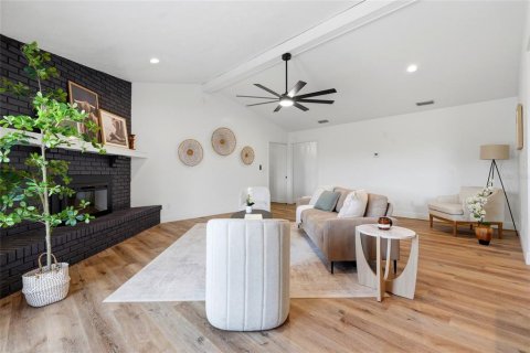 Купить виллу или дом в Уиллистон, Флорида 5 комнат, 438.5м2, № 2231372 - фото 14