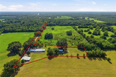 Casa en Williston, Florida 6 dormitorios, 438.5 m2 № 2231372