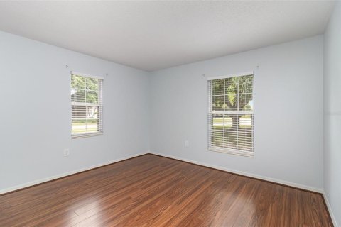 House in Merrit Island, Florida 4 bedrooms, 185.99 sq.m. № 1835484 - photo 14