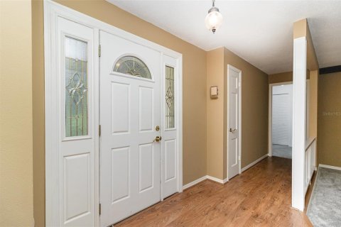 House in Merrit Island, Florida 4 bedrooms, 185.99 sq.m. № 1835484 - photo 3