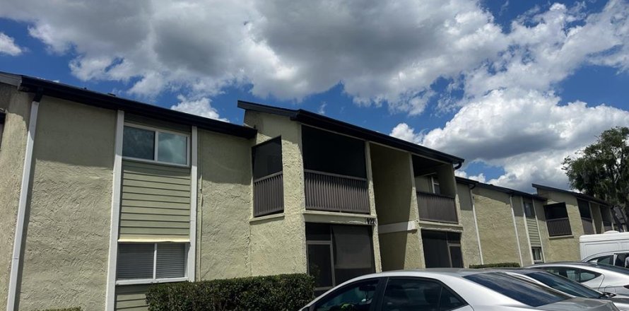 Condo in Altamonte Springs, Florida, 2 bedrooms № 2165935