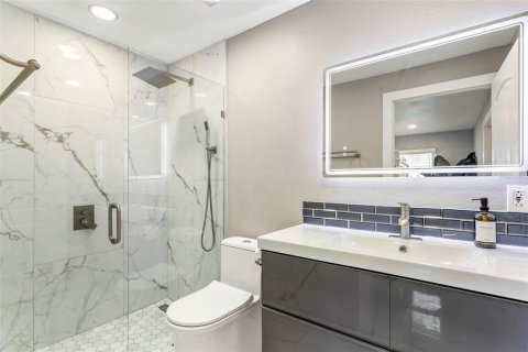 Casa en venta en Saint Petersburg, Florida, 3 dormitorios, 243.5 m2 № 1902905 - foto 21
