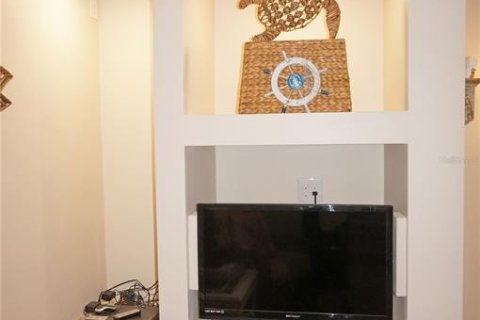 Купить виллу или дом в Порт-Шарлотт, Флорида 6 комнат, 184.5м2, № 1721943 - фото 13