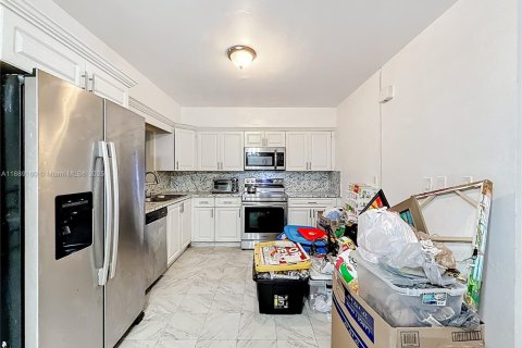 Casa en venta en Miami, Florida, 3 dormitorios, 158.31 m2 № 1946727 - foto 19