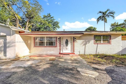 Casa en venta en Miami, Florida, 3 dormitorios, 158.31 m2 № 1946727 - foto 10