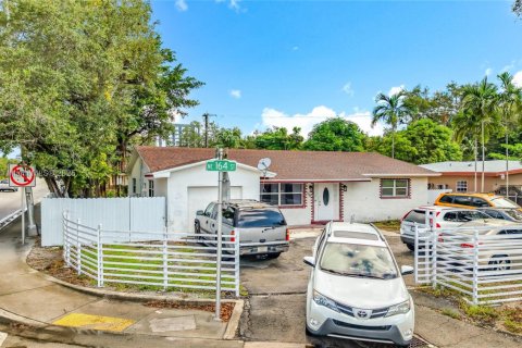 Casa en venta en Miami, Florida, 3 dormitorios, 158.31 m2 № 1946727 - foto 6
