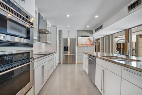 Villa ou maison à vendre à Edgewood, Floride: 4 chambres, 294.96 m2 № 1854091 - photo 24
