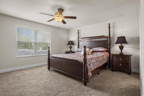Casa en venta en Winter Haven, Florida, 4 dormitorios, 245.26 m2 № 1775386 - foto 17