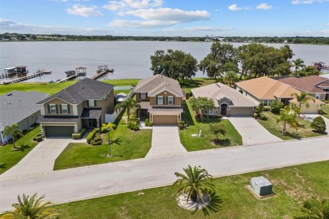 Casa en venta en Winter Haven, Florida, 4 dormitorios, 245.26 m2 № 1775386 - foto 4