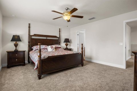 Casa en venta en Winter Haven, Florida, 4 dormitorios, 245.26 m2 № 1775386 - foto 19
