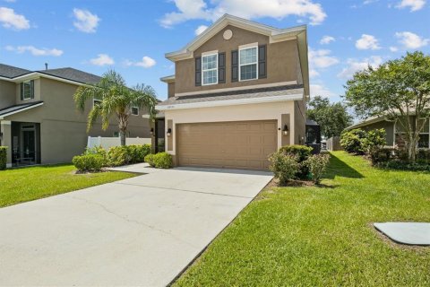 Casa en venta en Winter Haven, Florida, 4 dormitorios, 245.26 m2 № 1775386 - foto 3