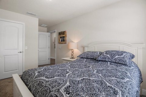 Casa en venta en Winter Haven, Florida, 4 dormitorios, 245.26 m2 № 1775386 - foto 30