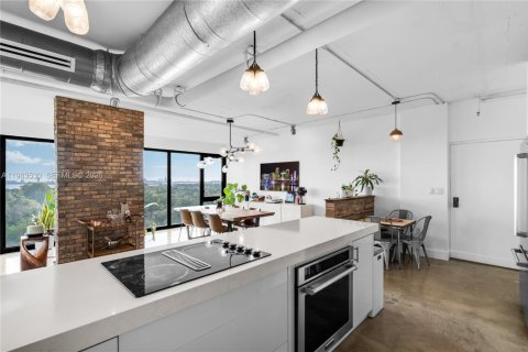 Снять в аренду кондоминиум в Майами, Флорида 4 спальни, 295.34м2, № 2045626 - фото 14