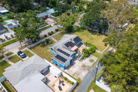 Casa en venta en Gulfport, Florida, 3 dormitorios, 120.77 m2 № 2216393 - foto 16