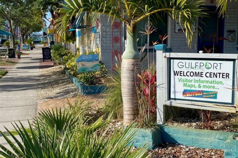 Casa en venta en Gulfport, Florida, 3 dormitorios, 120.77 m2 № 2216393 - foto 24
