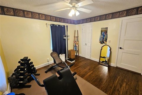 Villa ou maison à louer à Tampa, Floride: 3 chambres, 158.12 m2 № 2387623 - photo 16