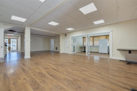 Propiedad comercial en venta en Dunedin, Florida, 393.53 m2 № 2136077 - foto 12