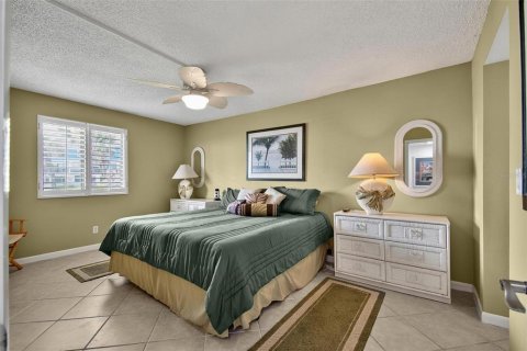 Condo in Flagler Beach, Florida, 2 bedrooms № 2113680 - photo 23