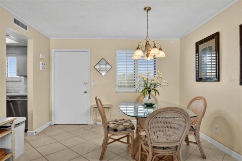 Condo in Flagler Beach, Florida, 2 bedrooms № 2113680 - photo 13