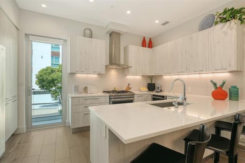 Condo in Sarasota, Florida, 3 bedrooms  № 1810391 - photo 20