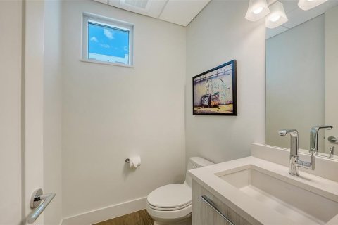 Condo in Sarasota, Florida, 3 bedrooms  № 1810391 - photo 24