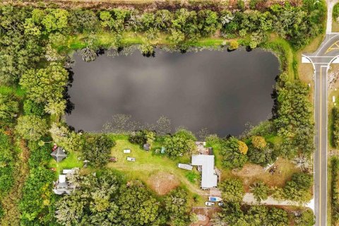 Villa ou maison à vendre à Bradenton, Floride: 3 chambres, 158.86 m2 № 2112445 - photo 13