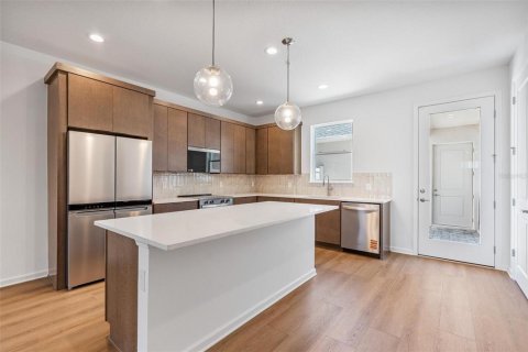 Adosado en alquiler en Apopka, Florida, 3 dormitorios, 163.51 m2 № 1877068 - foto 13