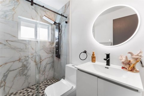 Купить виллу или дом в Хомстед, Флорида 5 спален, 163.6м2, № 1941671 - фото 22