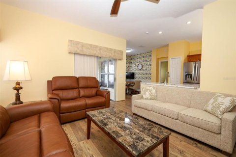 Casa en venta en Oviedo, Florida, 3 dormitorios, 156.73 m2 № 2383380 - foto 12