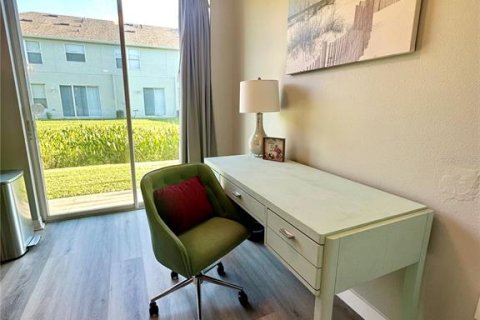 Townhouse in Largo, Florida 2 bedrooms, 111.95 sq.m. № 1909443 - photo 11