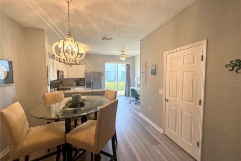 Townhouse in Largo, Florida 2 bedrooms, 111.95 sq.m. № 1909443 - photo 17