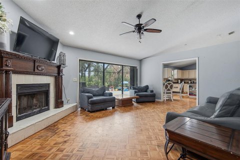 House in Palm Coast, Florida 7 bedrooms, 369.38 sq.m. № 2211240 - photo 14